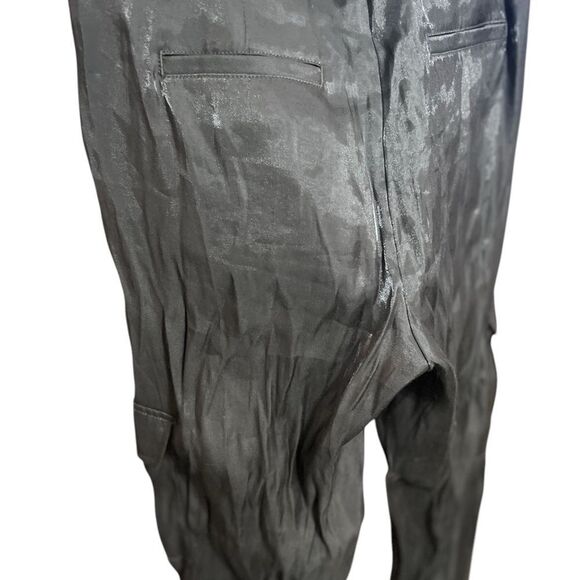 By anthropologie cargo shimmer shine jogger  charcoal Gray small - Picture 2 of 14